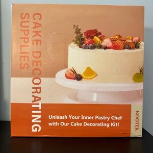 Kootek 71-piece Cake Decorating Supplies Model KD062 Icing piping turntable NEW